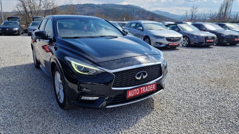 Infiniti Q30 2.2D-170кс.4Х4, снимка 3 - Автомобили и джипове - 44793726