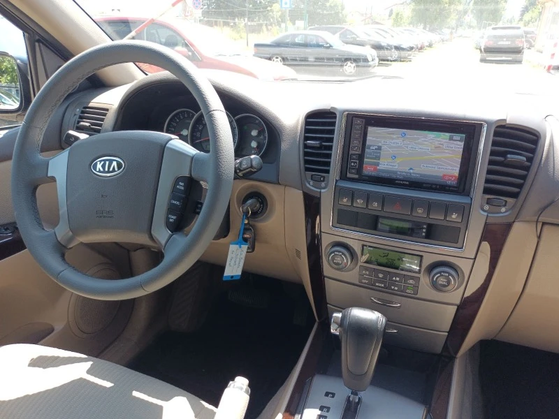 Kia Sorento 3.3i v6 бензин;4x4:автомат;FACE LIFT, снимка 11 - Автомобили и джипове - 46536812