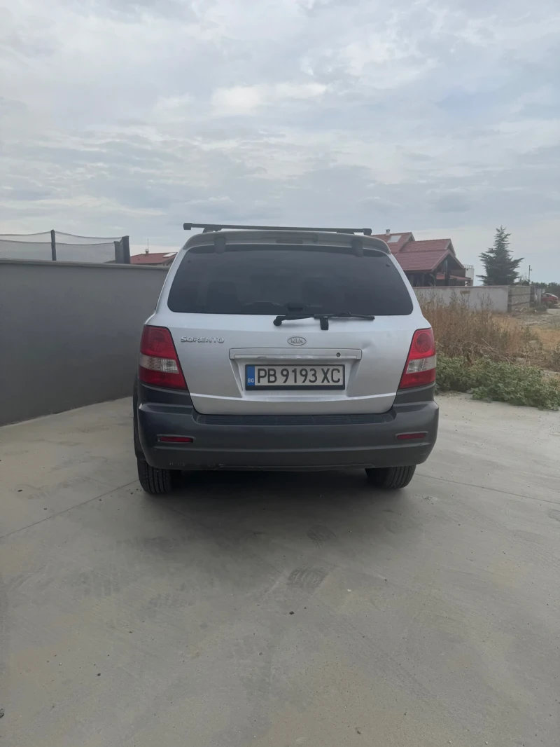 Kia Sorento, снимка 3 - Автомобили и джипове - 47295228