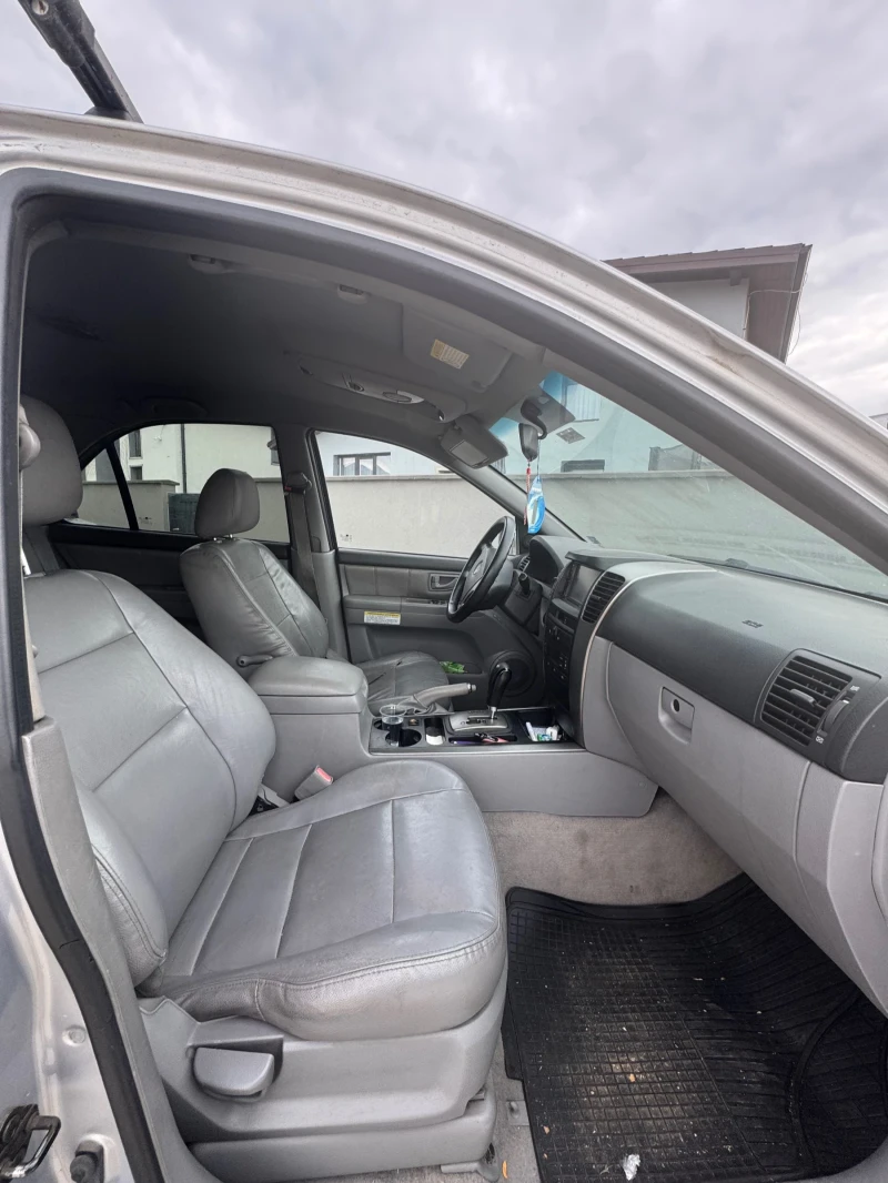 Kia Sorento, снимка 5 - Автомобили и джипове - 47295228