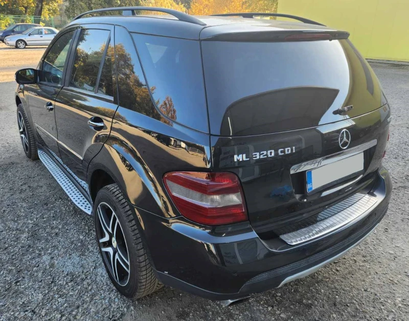 Mercedes-Benz ML 320 CDI Sport, снимка 5 - Автомобили и джипове - 48034056