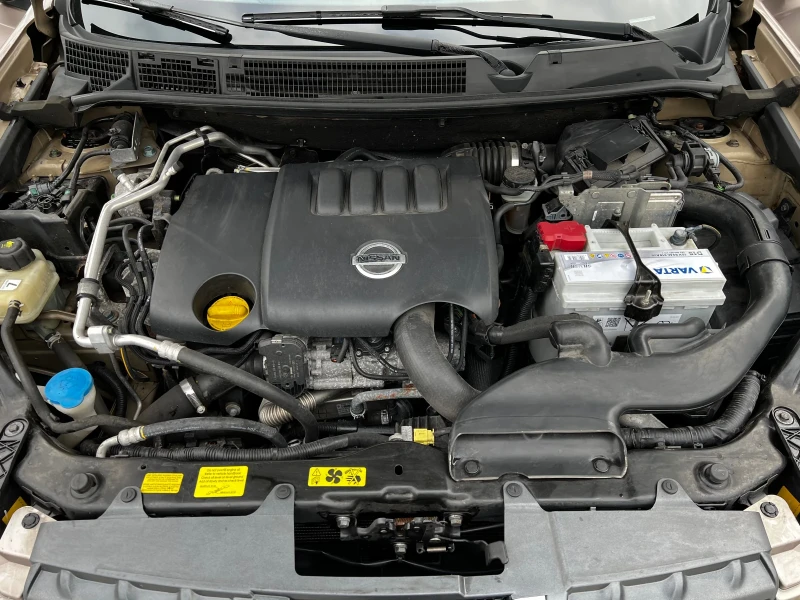 Nissan Qashqai 2.0DCI 153000KM SWISS EDITION, снимка 16 - Автомобили и джипове - 48309526