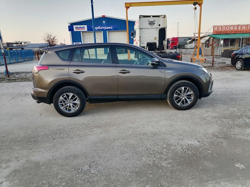 Toyota Rav4 2.5 HYBRID/CAMERA/KEYIESSGO/AWD-4X4 , снимка 8 - Автомобили и джипове - 49103826