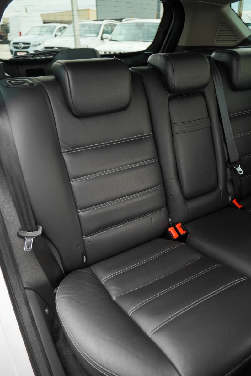 Ford Kuga 4x4 АВТОМАТИК ПАНОРАМА ЛИЗИНГ!, снимка 9 - Автомобили и джипове - 52464455