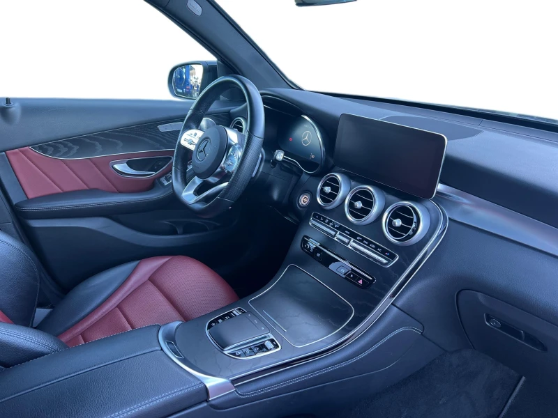 Mercedes-Benz GLC 300 d 4MATIC, снимка 9 - Автомобили и джипове - 53171963