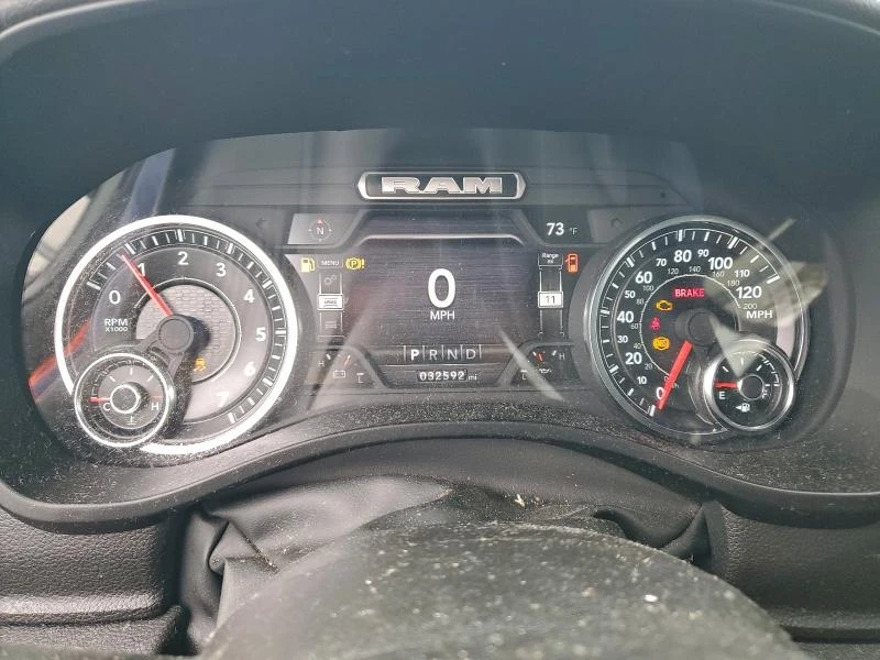 Dodge RAM 1500 BIG HORN/LONE STAR* 5.7L* V8* 395HP, снимка 9 - Автомобили и джипове - 53025371