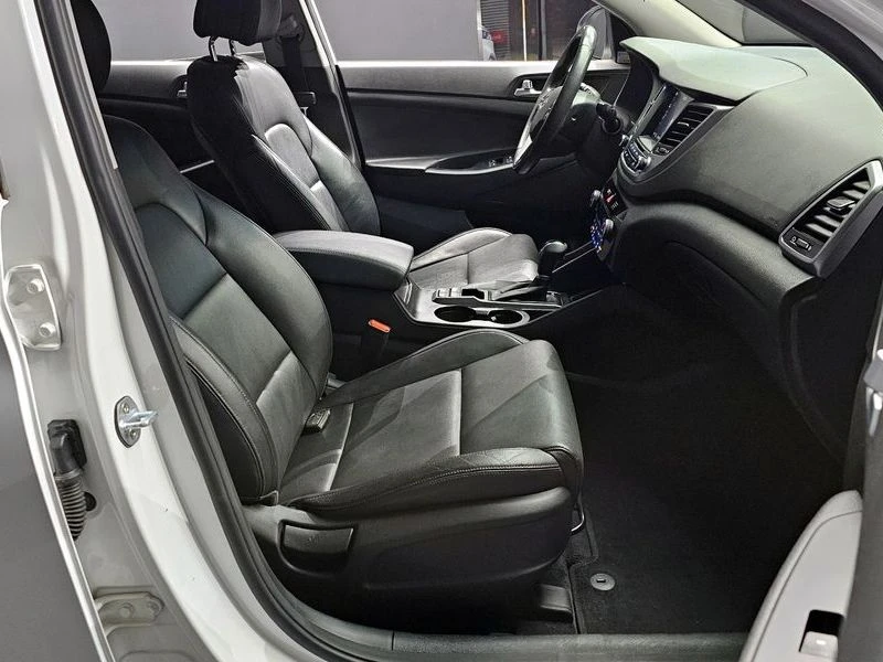 Hyundai Tucson Gasoline 1.6 turbo 2WD| 177к.с.| ВКЛ.ТЕХНОТЕСТ, снимка 10 - Автомобили и джипове - 55734760