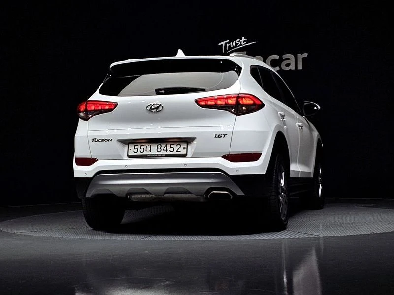 Hyundai Tucson Gasoline 1.6 turbo 2WD| 177к.с.| ВКЛ.ТЕХНОТЕСТ, снимка 4 - Автомобили и джипове - 55734760