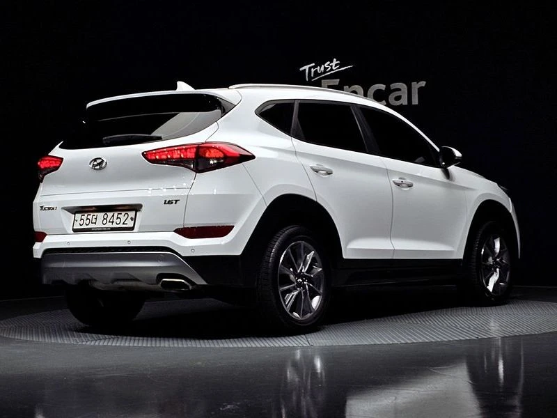 Hyundai Tucson Gasoline 1.6 turbo 2WD| 177к.с.| ВКЛ.ТЕХНОТЕСТ, снимка 2 - Автомобили и джипове - 55734760