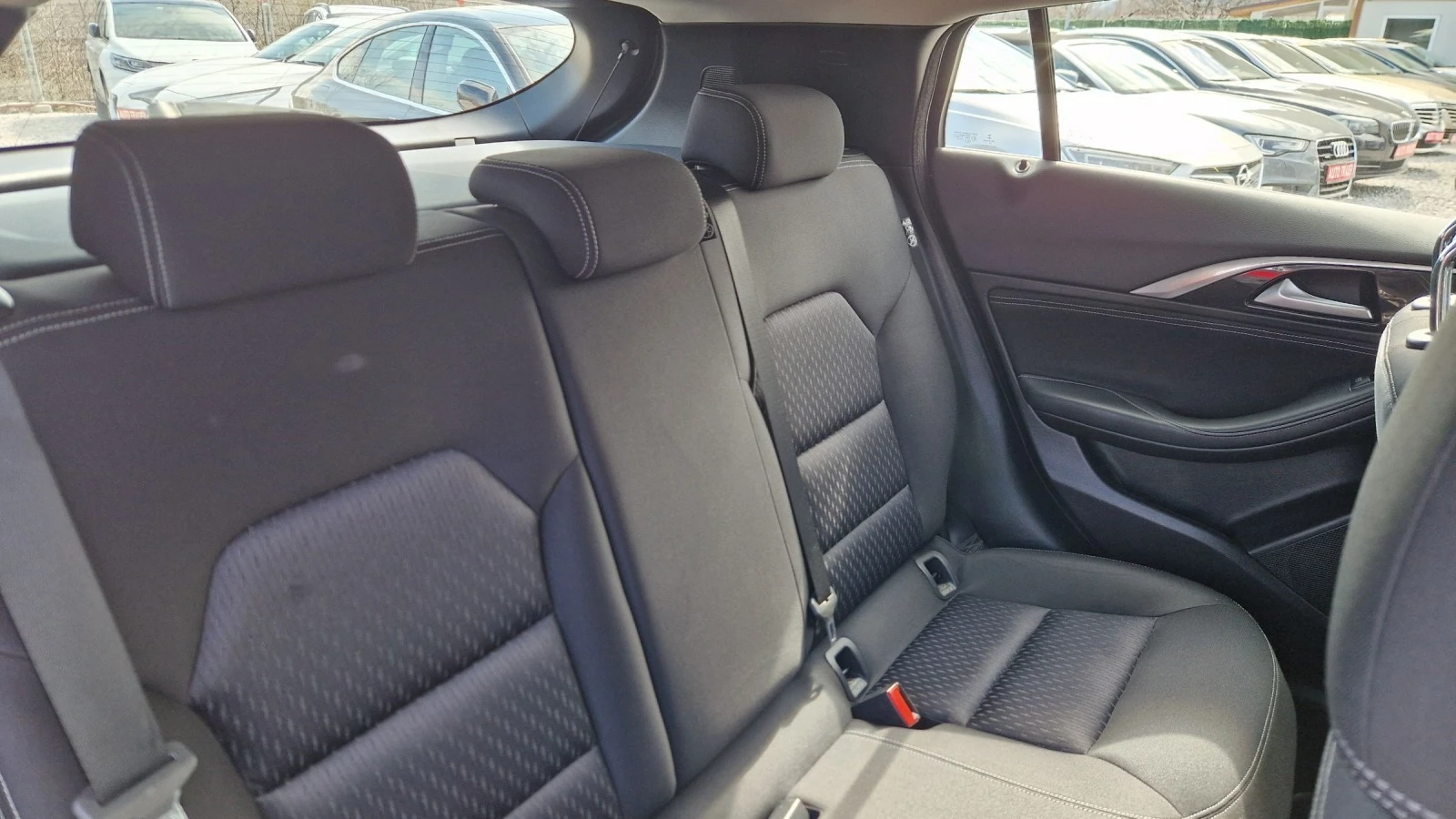 Infiniti Q30 2.2D-170.44 | Mobile.bg   11