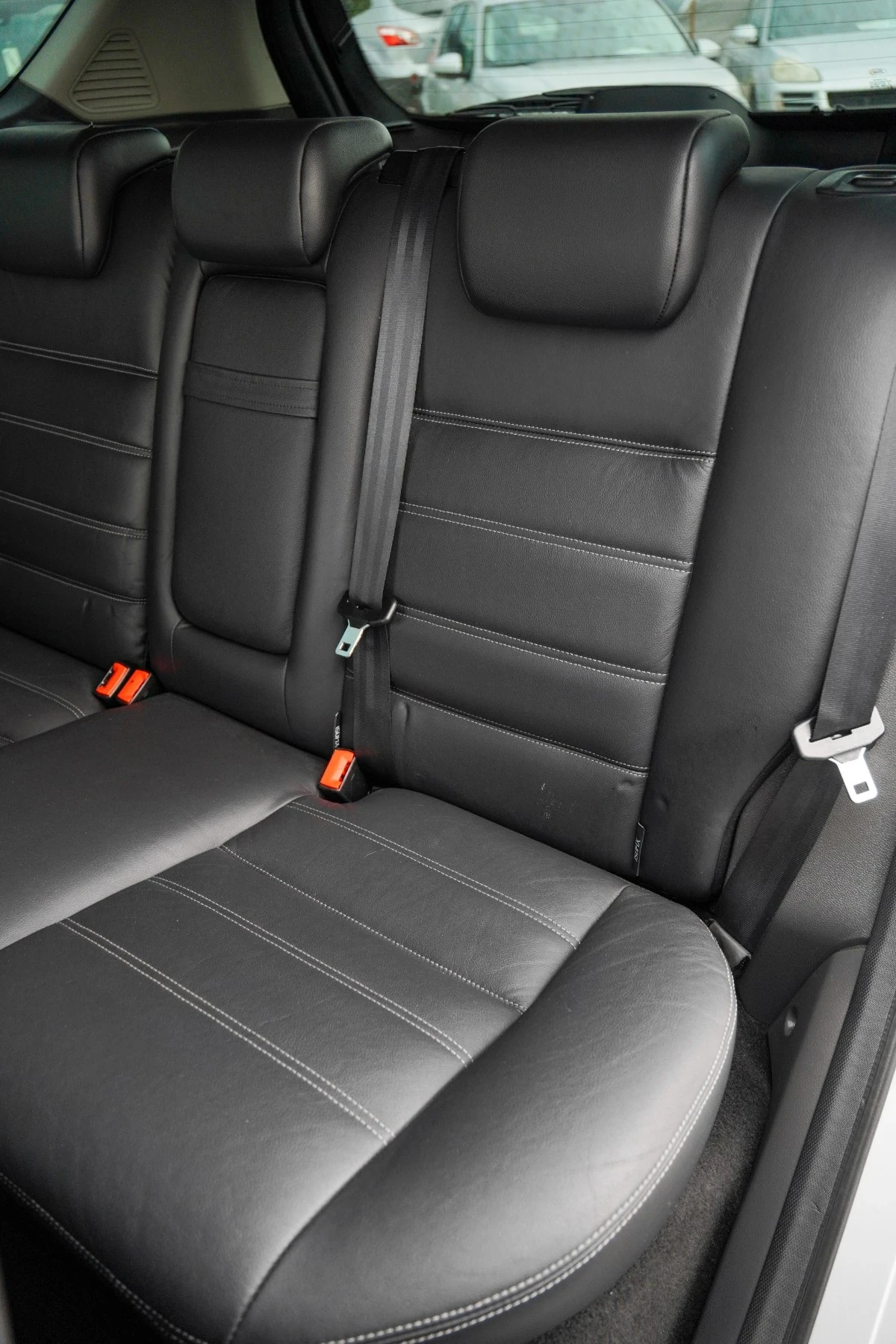 Ford Kuga 4x4 АВТОМАТИК ПАНОРАМА ЛИЗИНГ! - изображение 8