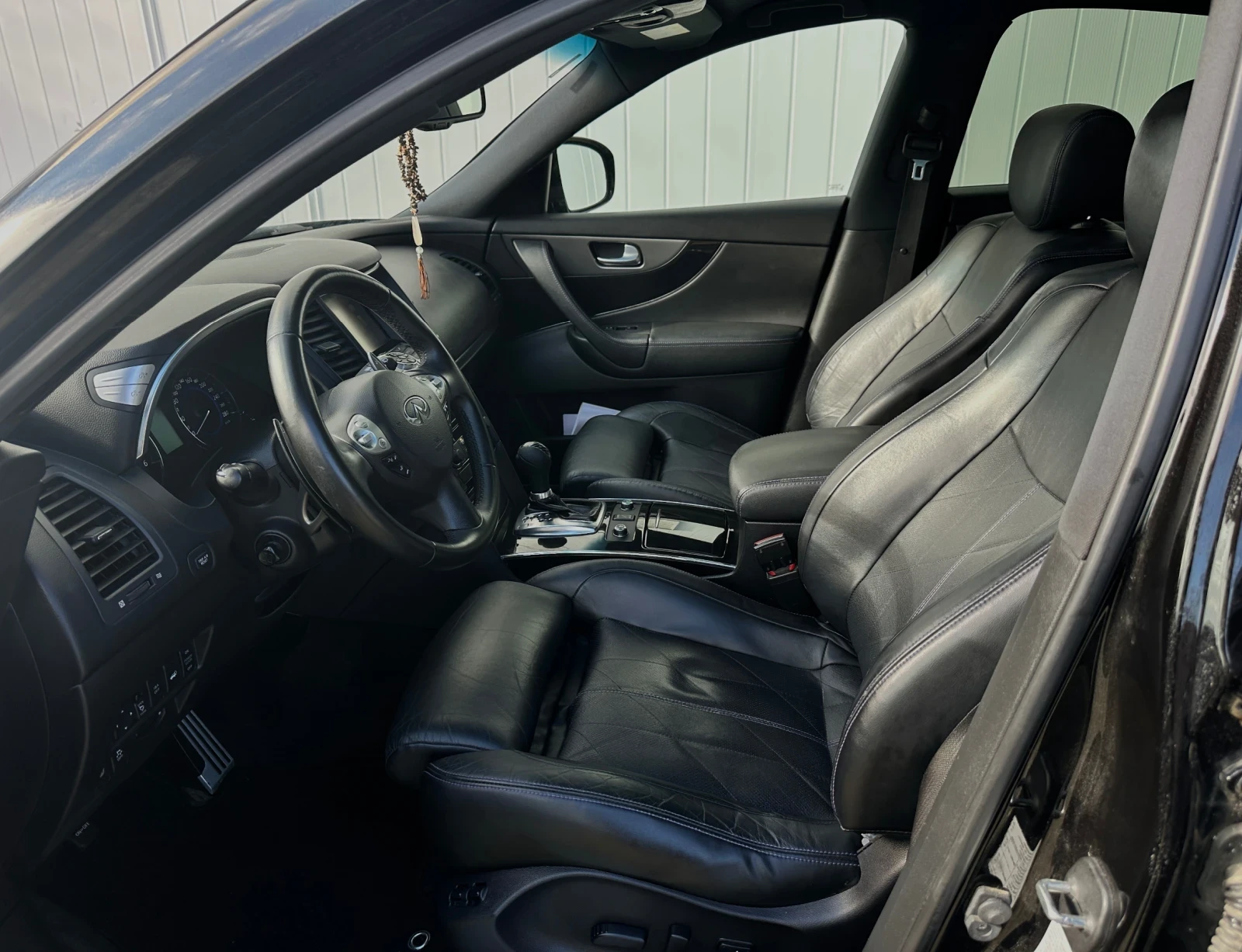 Infiniti QX70  - изображение 9