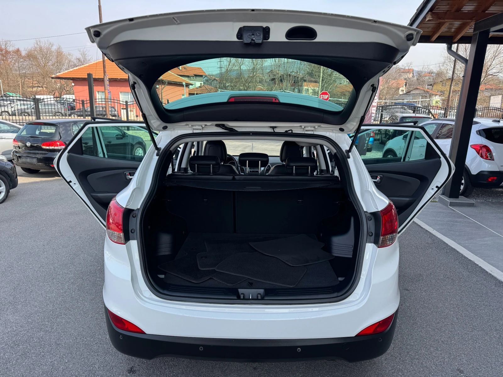 Hyundai IX35 1.7 CRDI НОВ ВНОС , снимка 14 - Автомобили и джипове - 53753487