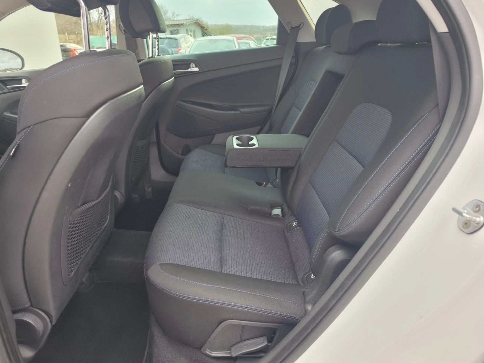 Hyundai Tucson 1.7GRDi Xpossible 100000km, снимка 9 - Автомобили и джипове - 53892334