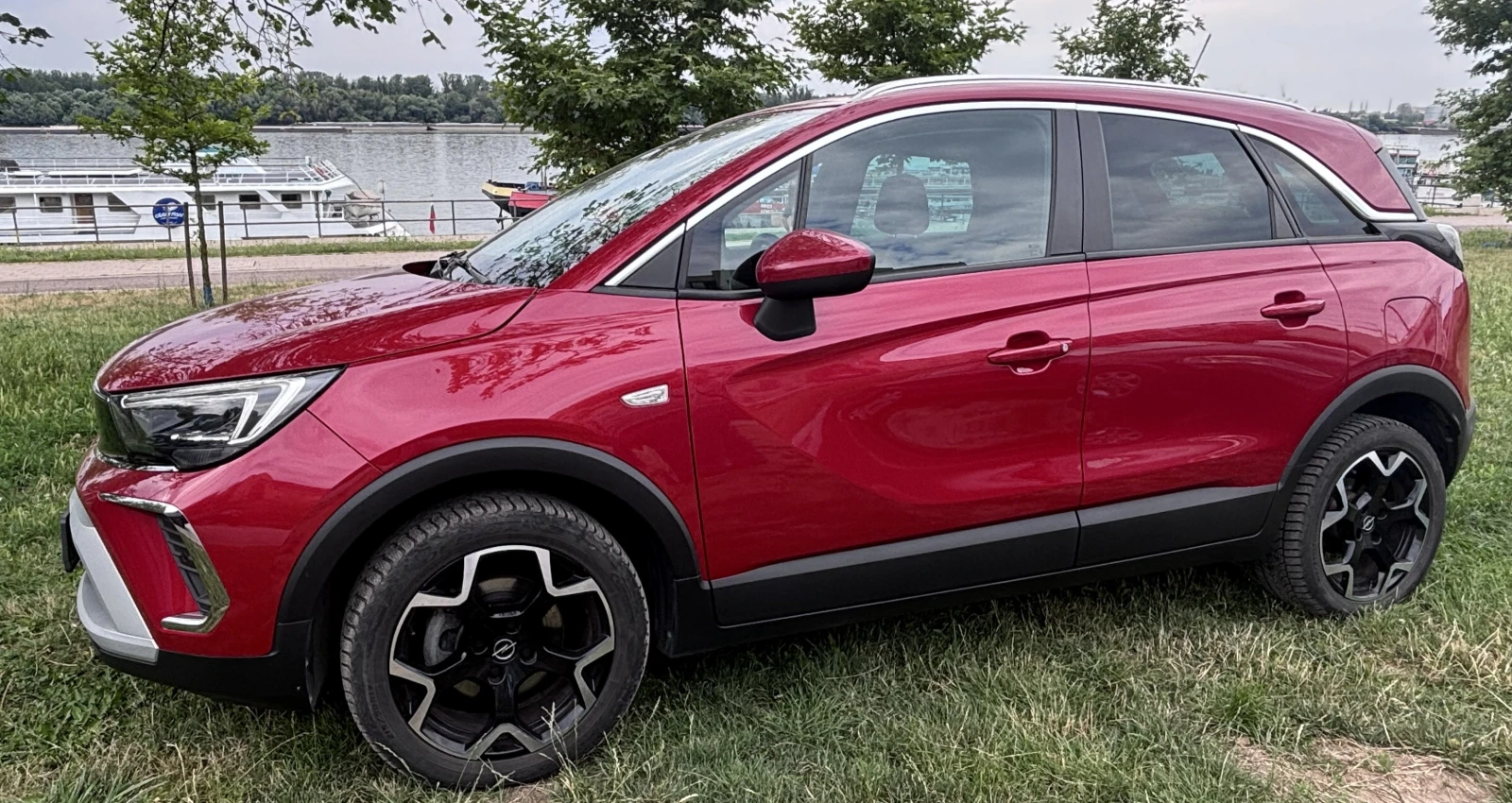 Opel Crossland X 1.2 Turbo Elegance| Пълна сервизна история, снимка 2 - Автомобили и джипове - 55056244