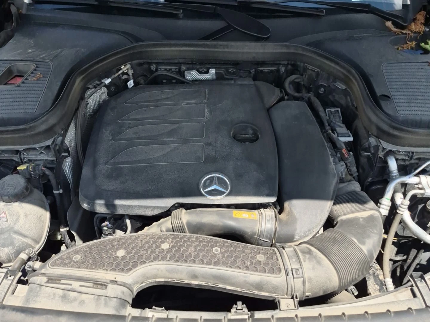 Mercedes-Benz GLC 300 AMG-pkg| 360| CarPlay| Keyless, снимка 11 - Автомобили и джипове - 55250637