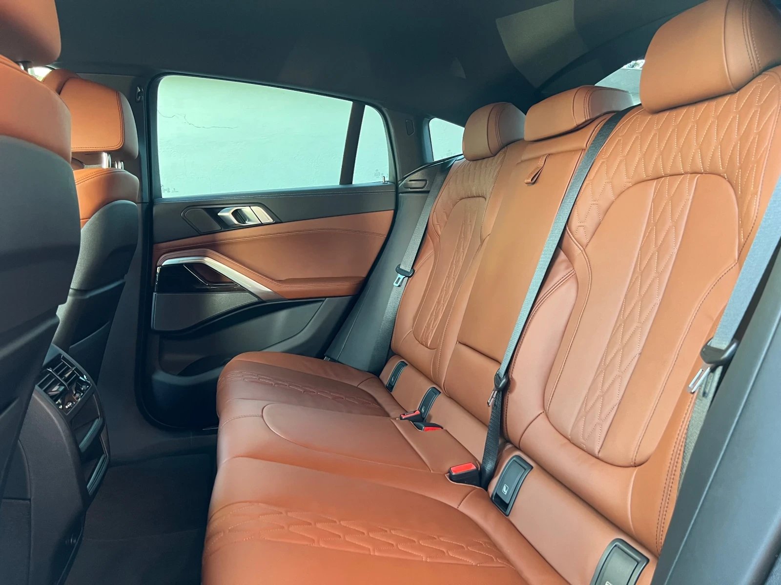 BMW X6 M xdrive sport, снимка 10 - Автомобили и джипове - 55899930