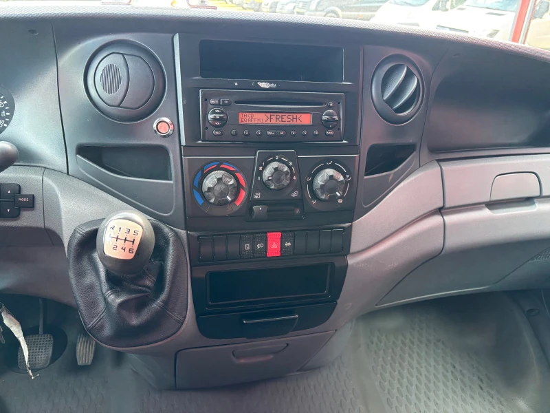 Iveco 35c15 3.0 Б категория 3.5Т, снимка 9 - Бусове и автобуси - 52937498