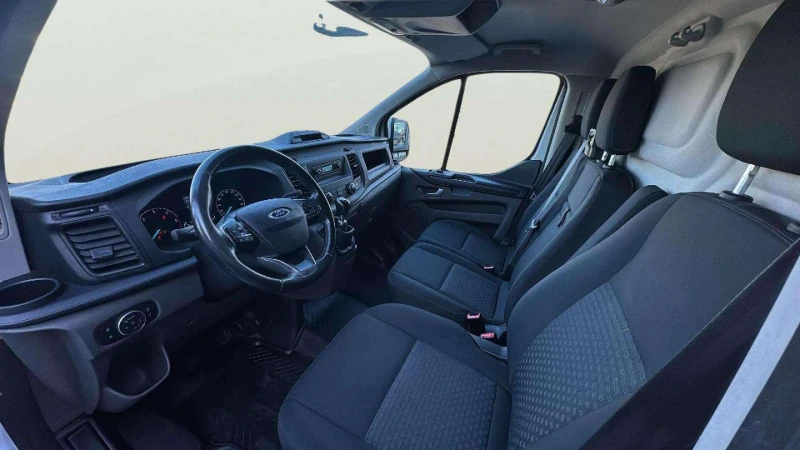 Ford Transit Custom 2.0 EcoBlue, снимка 11 - Бусове и автобуси - 53145560