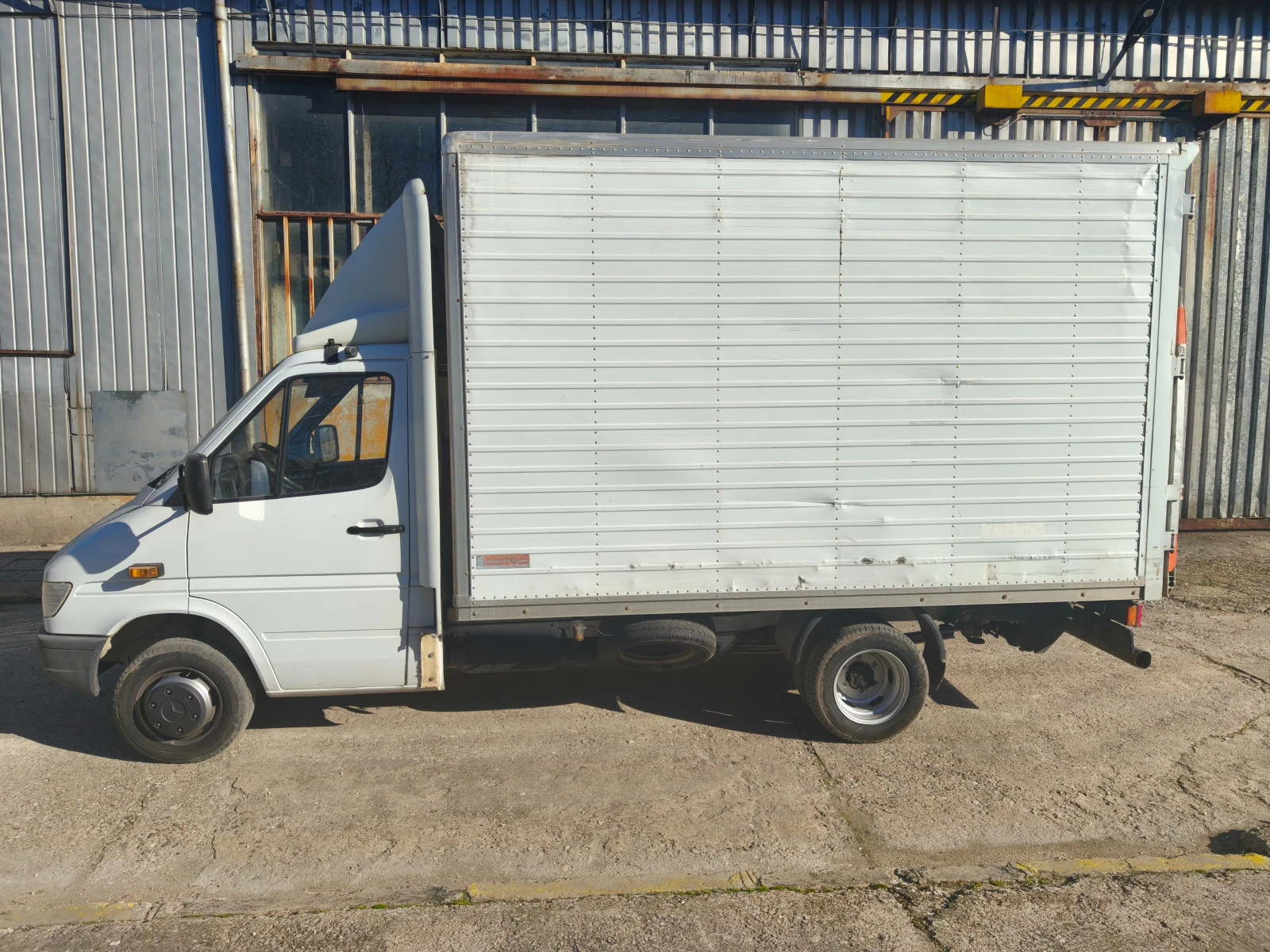 Mercedes-Benz 412 412D - изображение 2