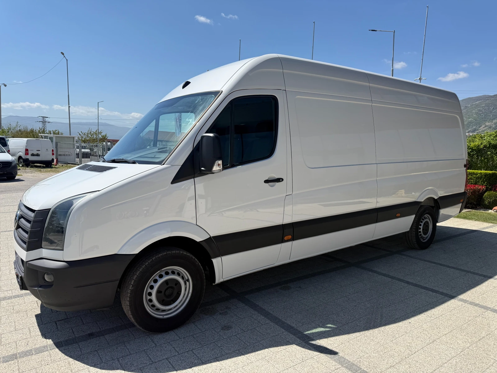 VW Crafter 2.0TDI Maxi Климатроник Euro 5 , снимка 3 - Бусове и автобуси - 54331261