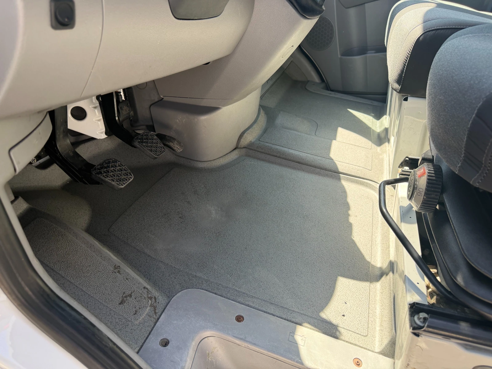 VW Crafter 2.0TDI Maxi Климатроник Euro 5 , снимка 13 - Бусове и автобуси - 54331261