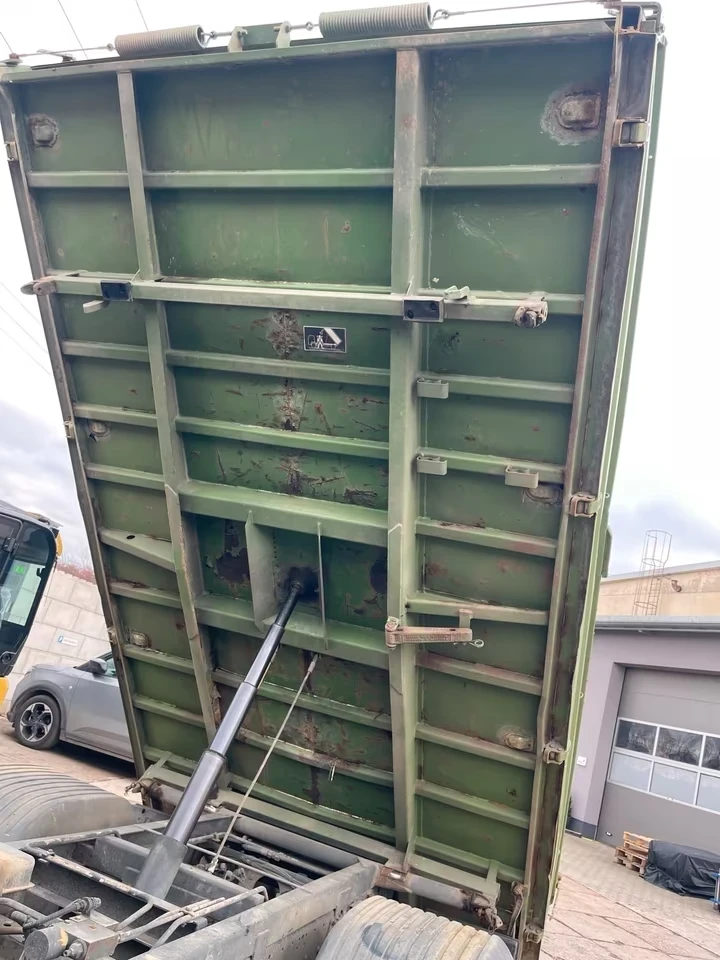 Mercedes-Benz Atego MB 823 230 коня 130.000км, снимка 7 - Камиони - 53167065