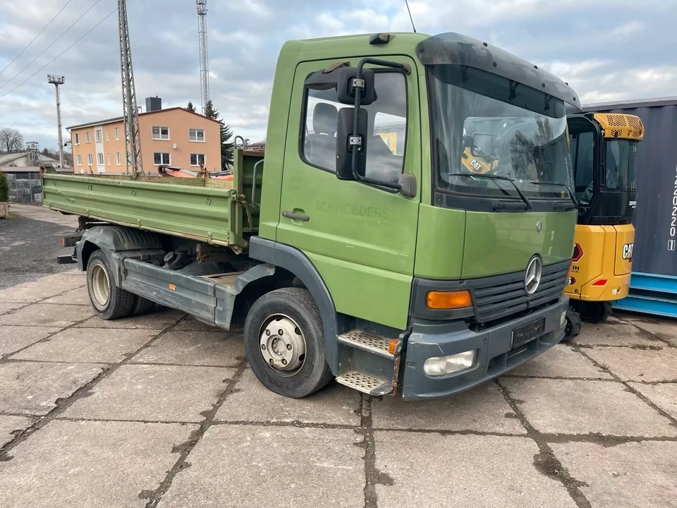 Mercedes-Benz Atego MB 823 230 коня 130.000км - изображение 2