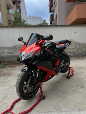 ������ Suzuki Gsxr