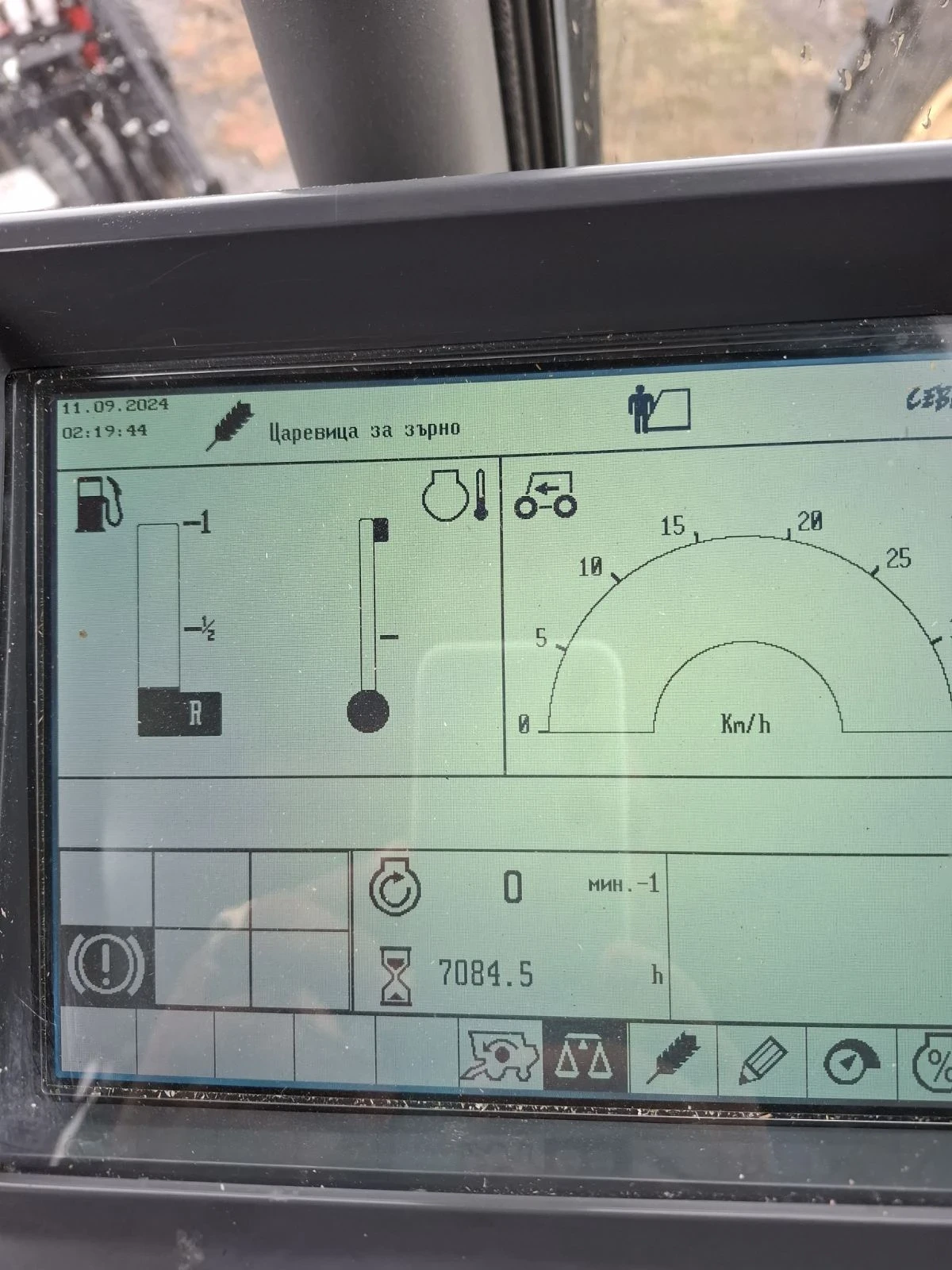 Комбайн Claas, снимка 11 - Селскостопанска техника - 54233090