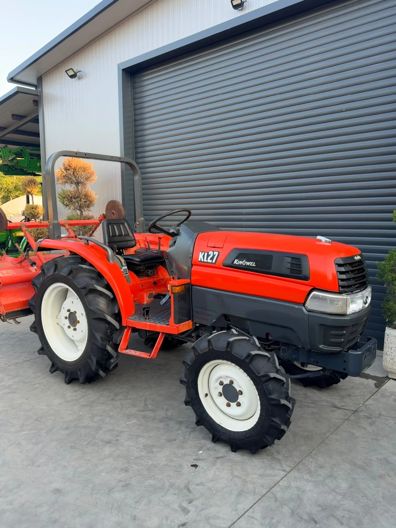 Трактор Kubota KL27 27кс., снимка 5 - Селскостопанска техника - 55890837