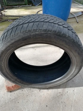 Гуми Зимни 245/45R18, снимка 2 - Гуми и джанти - 52446121