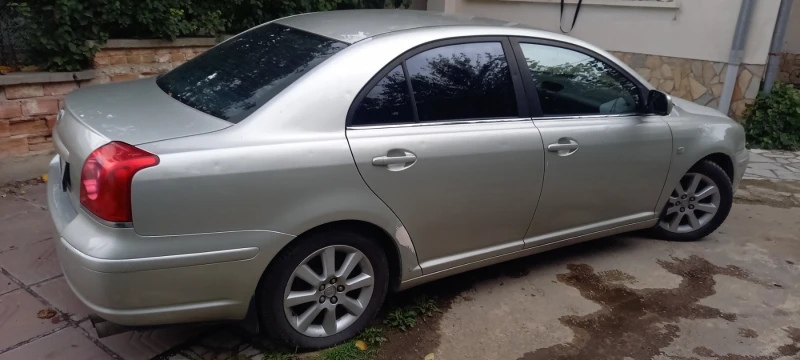 Toyota Avensis ГАЗ, снимка 3 - Автомобили и джипове - 47485292