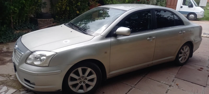 Toyota Avensis ГАЗ, снимка 2 - Автомобили и джипове - 47485292