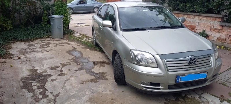 Toyota Avensis ГАЗ, снимка 1 - Автомобили и джипове - 47485292