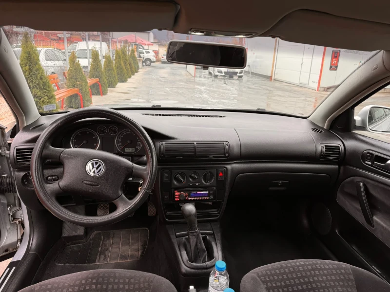 VW Passat, снимка 5 - Автомобили и джипове - 47961097