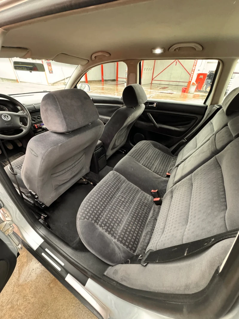 VW Passat, снимка 6 - Автомобили и джипове - 47961097