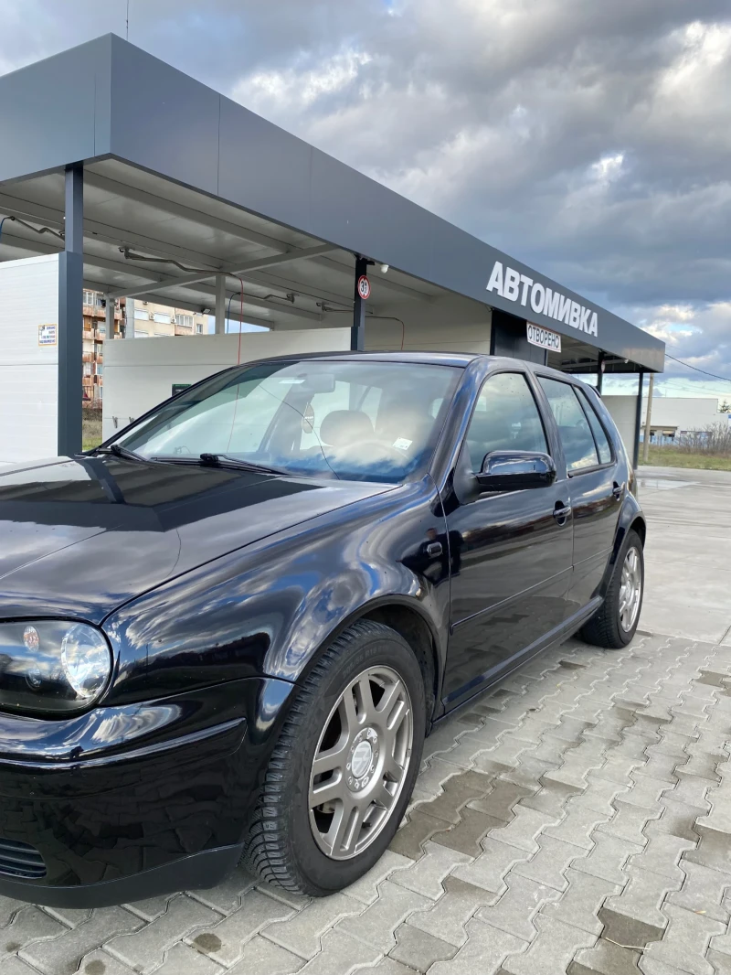 VW Golf, снимка 3 - Автомобили и джипове - 48086691