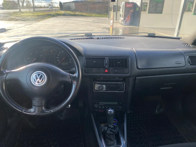 VW Golf, снимка 9 - Автомобили и джипове - 48086691