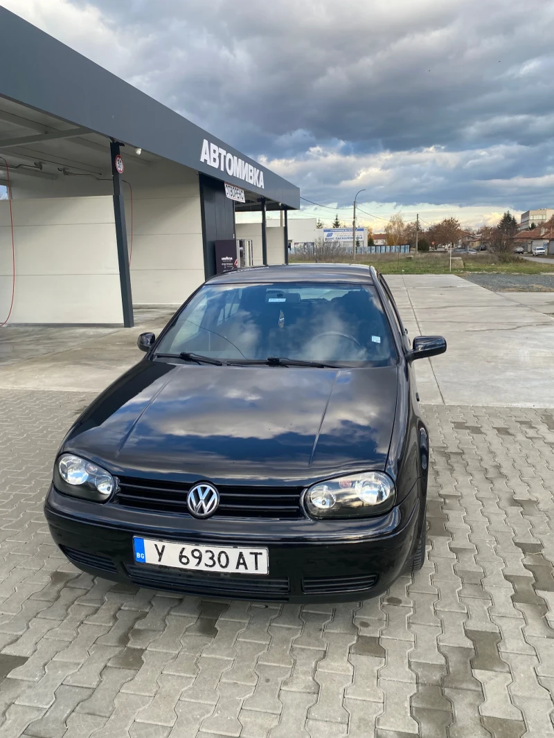 VW Golf, снимка 1 - Автомобили и джипове - 48086691