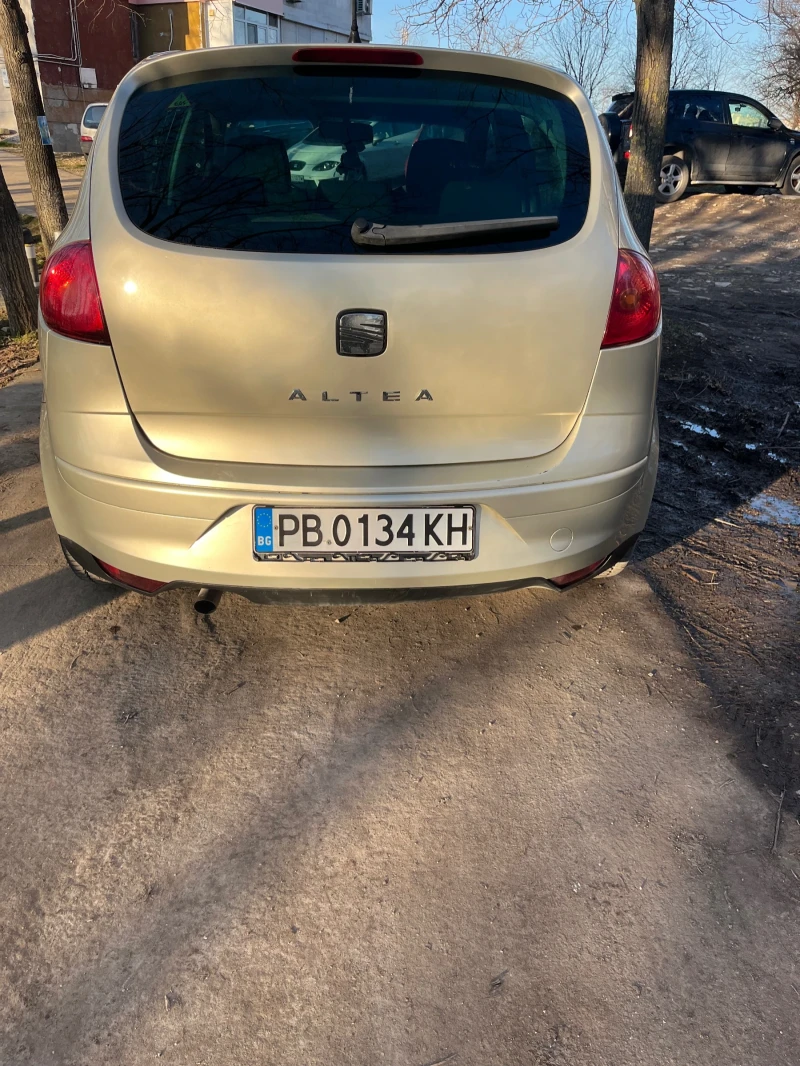 Seat Altea, снимка 4 - Автомобили и джипове - 48855920