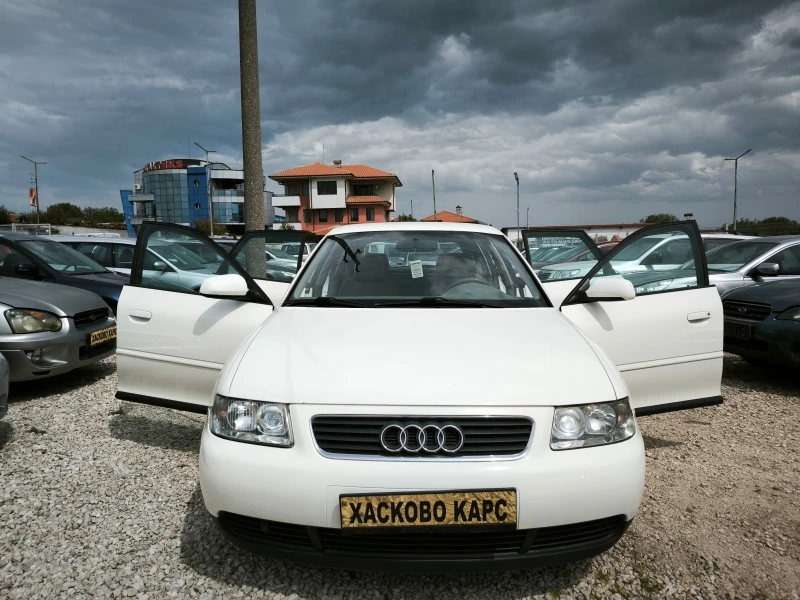 Audi A3 1, 6i AUTOMAT, снимка 2 - Автомобили и джипове - 50942465