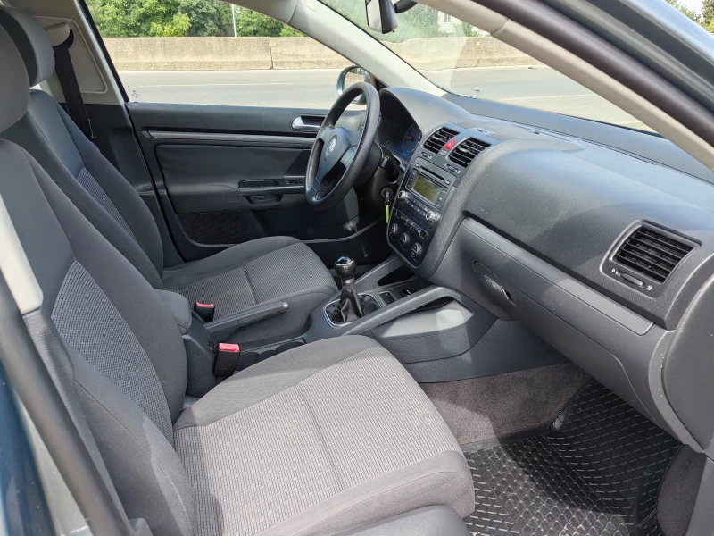 VW Jetta 1.9 tdi  105ps, снимка 12 - Автомобили и джипове - 50986932