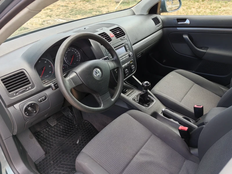 VW Jetta 1.9 tdi  105ps, снимка 8 - Автомобили и джипове - 50986932