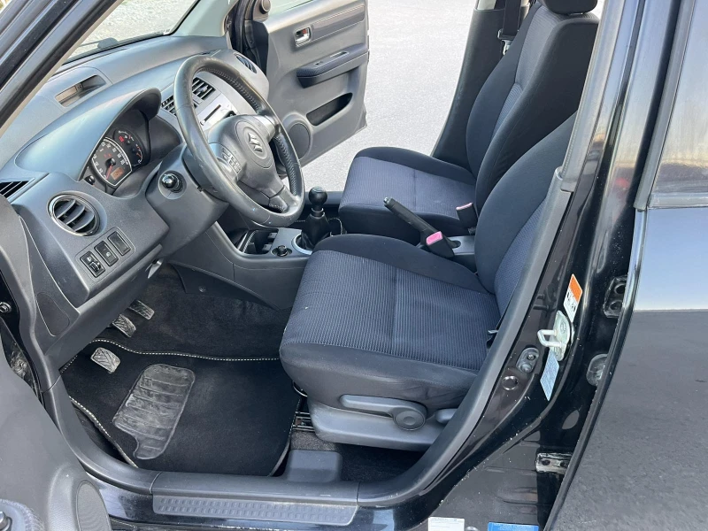 Suzuki Swift 1.3I 90кс 4Х4 EURO 4 KЛИМАТИК , снимка 8 - Автомобили и джипове - 51319621