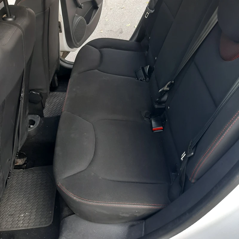 Renault Clio, снимка 7 - Автомобили и джипове - 52085749