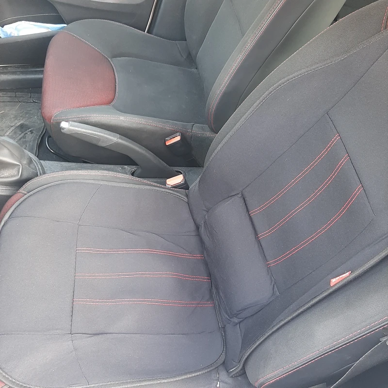 Renault Clio, снимка 6 - Автомобили и джипове - 52085749