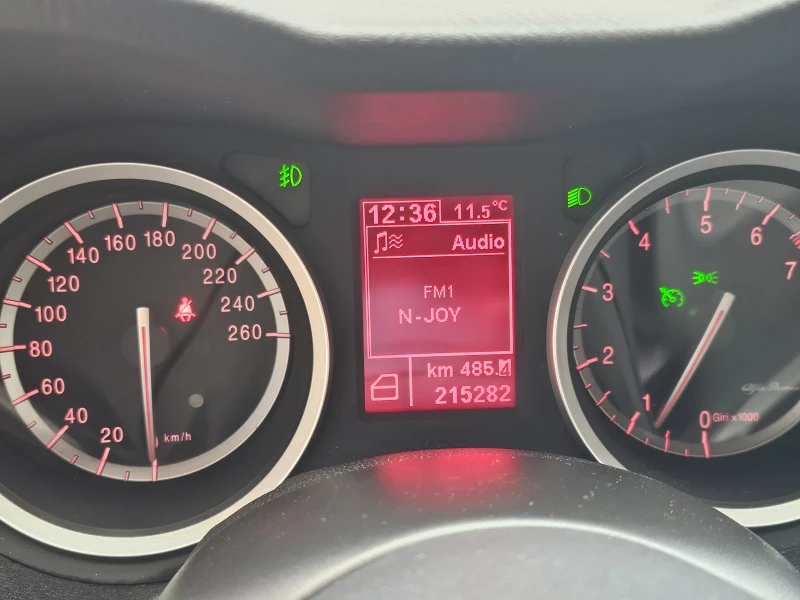 Alfa Romeo 159 sportwagon Q4 3.2 V6 260кс, снимка 12 - Автомобили и джипове - 52674227