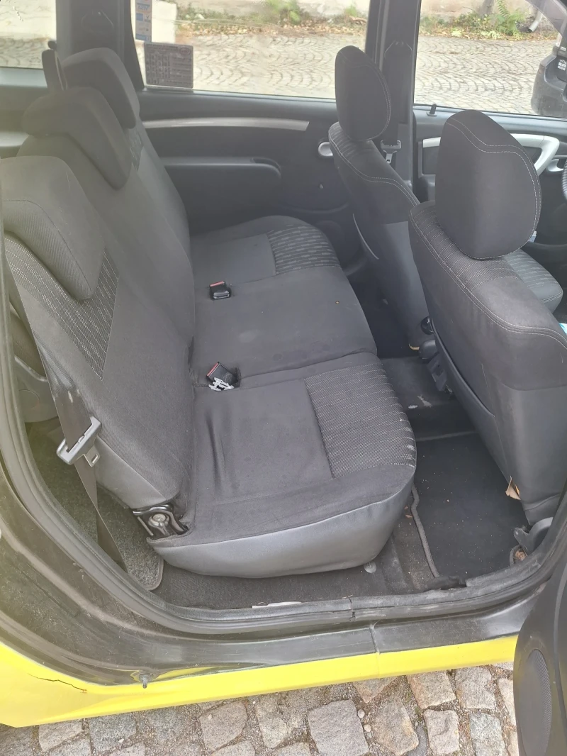 Dacia Logan, снимка 7 - Автомобили и джипове - 52318349