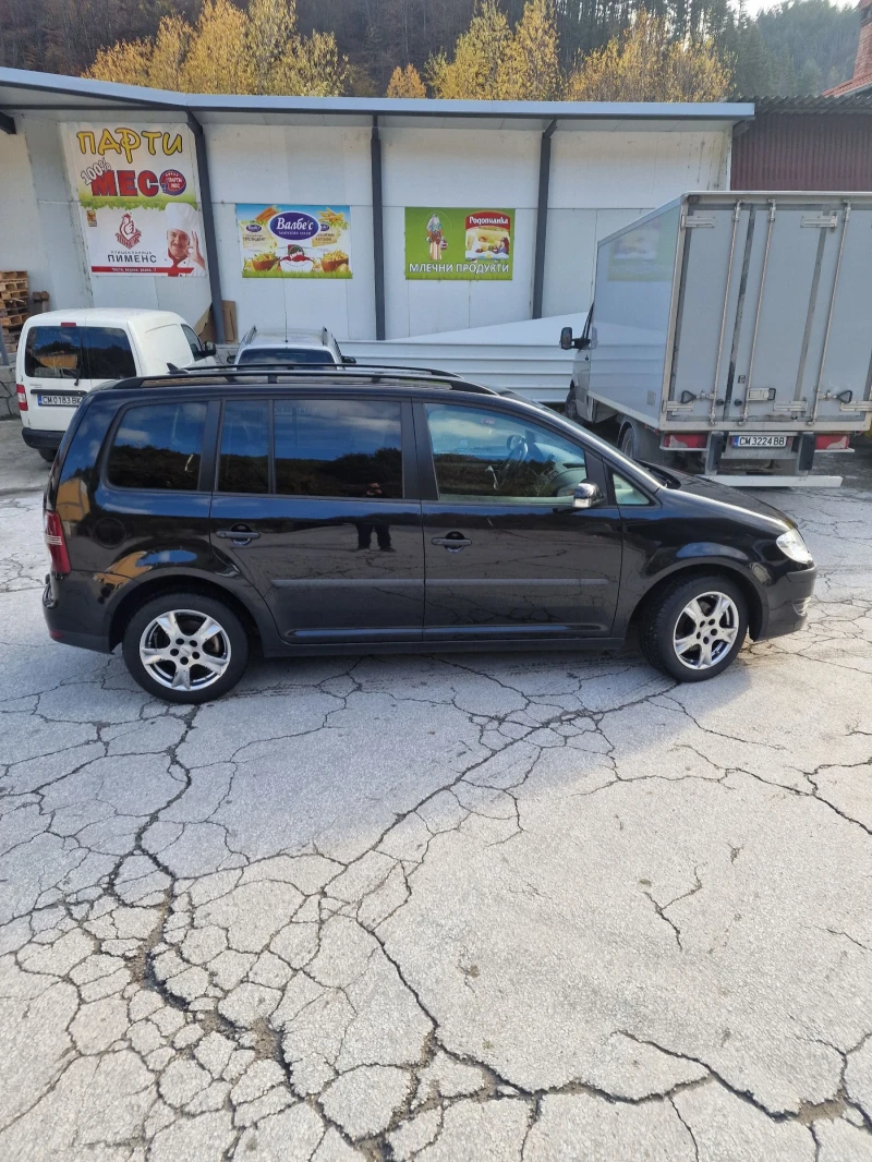 VW Touran 1.9 TDI 105 к. с. , снимка 6 - Автомобили и джипове - 52354673